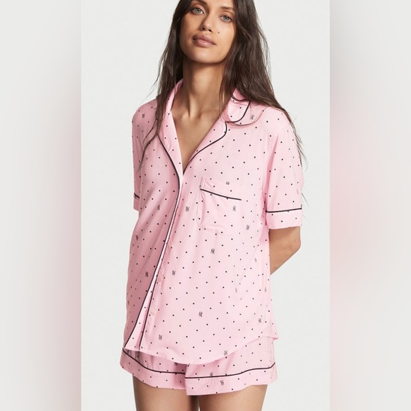 @@@VICTORIA’S SECRET @@@@ Modal Short Pajama Set. Pretty Blossom Logo Pin Dot. - Picture 1 of 9